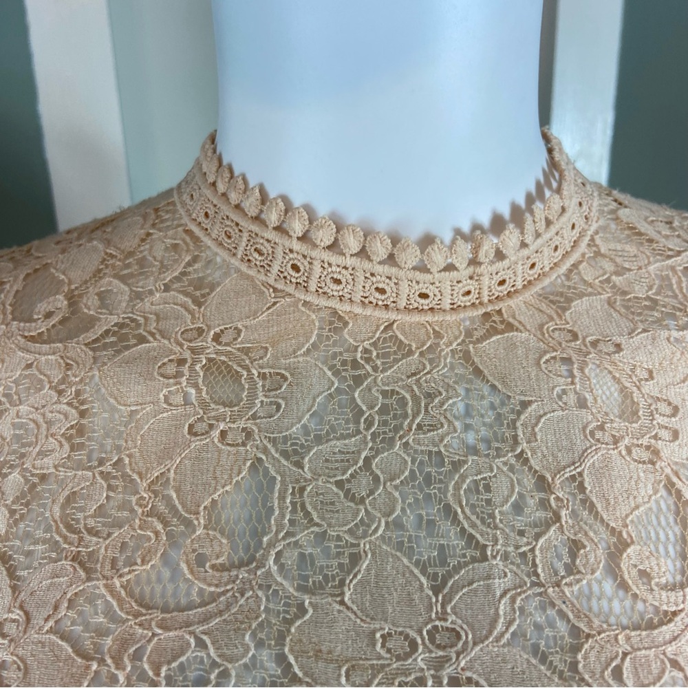 John Zack! Zack Petites Lace Bell Sleeve Mini Dress Peach Tiered XSmall XS Mod - Picture 9 of 16